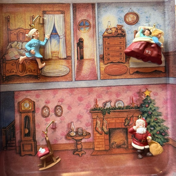 The Night Before Christmas Display by Hallmark - Picture 4 of 11